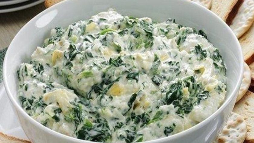 bowl con dip de espinaca