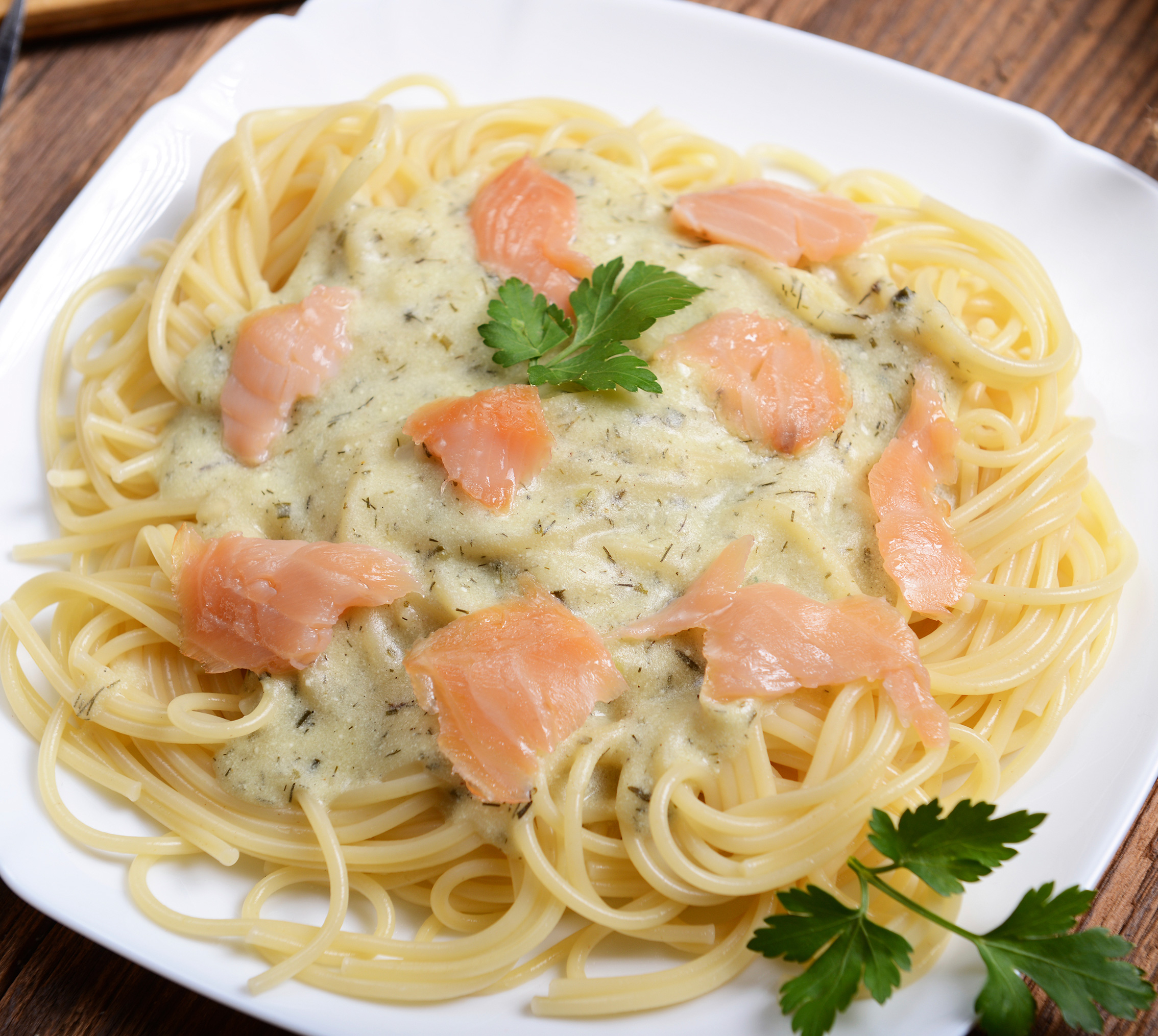 Pasta cremosa con salmón